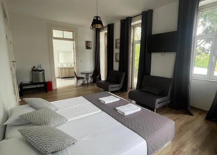 Maison d'hôtes Garden Place Local Viseu